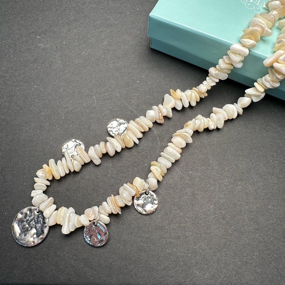 Park Lane Cove Necklace - Picture 4 of 5